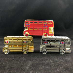 Oro Plata Rojo Placa de metal London Bus Crystal London UK Souvenirs 2017 - Product Image 1