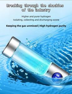 Ionizzatore d'Acqua a Idrogeno Ricaricabile 4000ppb, Bottiglia Generatrice di Acqua Idrogenata con Schermo LED e Tecnologia SPE/PEM, 300ml - Product Image 3