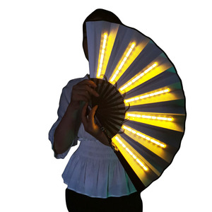 Индивидуальный светодиодный складной ручной вентилятор с подсветкой для Хэллоуина, Рождества, Нового года и Дня благодарения, сценическое шоу, логотип на заказ - Product Image 1