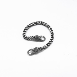 yunnique <b>Titanium</b> Steel <b>Chain</b> Bracelet Geometric Design Unisex Jewelry Fashionable Minimalist Style Ready To Ship - Product Image 3