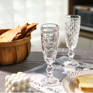 Flûte à vin rouge à l'ancienne vintage européenne Offre Spéciale pour verres à <span class=keywords><strong>champagne</strong></span> en gros gobelet à vin transparent pour bar à domicile - Product Image 3