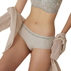 Mutandine Sexy in pizzo da donna Love Horse Meteor Valley comode mutandine sottili traspiranti spalline regolabili senza fili solide - Product Image 5