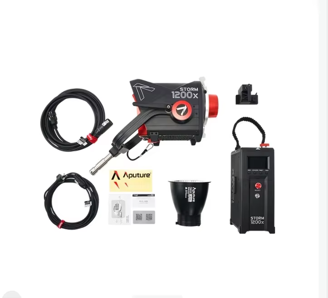 Aputure Storm 1200x Studio Light with rolling case