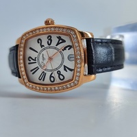 Montre-bracelet à quartz carrée SPARKTIME en or rose, style professionnel et élégant, avec bracelet en cuir, couronne sertie de diamants, lunette en saphir, étanche