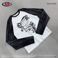 T-shirt à manches longues en maille gaufrée, imprimé Chevalier Gothique, motif Léopard, manches raglan, crop top, avec graphique Armure de fil barbelé, style Dark