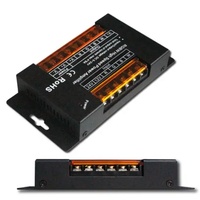 4 * 8A Amplificateur RGBW en fer noir 12-24V 4 canaux signal sept couleurs avec contrôleur de lampe
