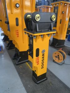 หัวเจาะไฮดรอลิก SOOSAN รุ่น SB40 แบบกล่องเก็บเสียง สำหรับรถขุดขนาดเล็ก รถตักล้อยาง รถตักล้อยางแบบสกิดสเตียร์ สำหรับงานรื้อถอน - Product Image 5