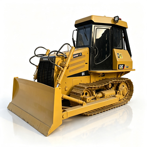 รถดันดินตีนตะขาบ CAT D5K มือสอง ขนาด 10 ตัน ยี่ห้อแคตเตอร์พิลลาร์ พร้อมใบมีดตรง สำหรับงานปรับระดับพื้นที่ก่อสร้าง - Product Image 1