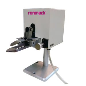 RONMACK RM-917KE Coupe-œillet de ceinture manuel pour machine à coudre, pour la découpe d'œillets de jeans, neuf, pour usage en usine de confection - Product Image 1