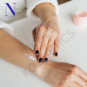 Lotion corporelle à l'amande et à la vitamine E, soin hydratant pour la peau, utilisation quotidienne, hydratation, peau douce et lisse, éclat sain - Product Image 4