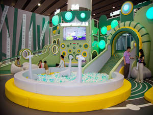 Gran oferta, equipo de patio interior comercial para niños pequeños, <span class=keywords><strong>jungla</strong></span> forestal con piscina de <span class=keywords><strong>bolas</strong></span> y tobogán - Product Image 4