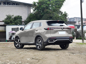 Changan CS55 PLUS PHEV 2026 Smart New Blue Whale 125k m Édition Zhiyue 1129 Toit ouvrant panoramique, éclairage LED, habitacle spacieux. - Product Image 5