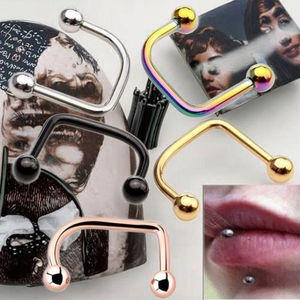 Xinfocus Trendy Design <span class=keywords><strong>Lippy</strong></span> <span class=keywords><strong>Loop</strong></span> <span class=keywords><strong>Labret</strong></span> <span class=keywords><strong>Labret</strong></span> Piercing 16G Lip Piercing Mode Lichaam Sieraden Voor Vrouwen Mannen - Product Image 4