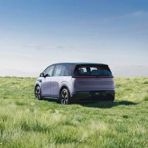 ซีคร มิกซ์ แฟมิลี่ เอ็มพีวี แบบ 5 ที่นั่ง รถยนต์ไฟฟ้า ซีดาน 270 °   รถยนต์ไฟฟ้ามือสองพร้อมห้องนั่งเล่นเคลื่อนที่ ประตูบานเลื่อนคู่ เบาะนั่งหมุนได้ - Product Image 2