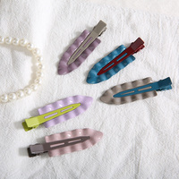 Nouvelles barrettes à cheveux en métal ondulé, mignonnes, plates, en forme de bec de canard, pour maquillage et coiffure, vente en gros