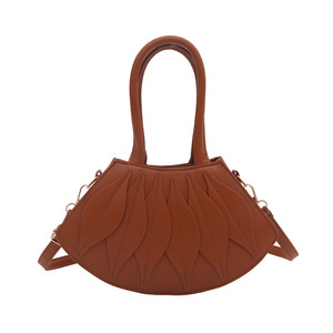 <span class=keywords><strong>Sac</strong></span> à <span class=keywords><strong>main</strong></span> en cuir PU tendance pour femme, <span class=keywords><strong>sac</strong></span> bandoulière en forme de coquille, idéal pour la vente en gros - Product Image 2