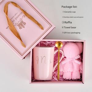 Ensemble de tasses à café en céramique avec couvercle, cuillère et boîte cadeau - Passe au micro-ondes et au lave-vaisselle - Logo personnalisé pour les cadeaux - Product Image 6