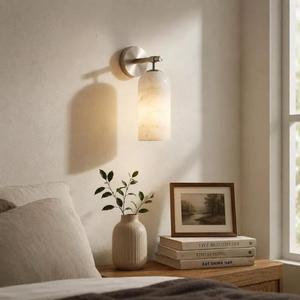 Applique murale en pierre d'albâtre avec cylindre en dôme et bras en laiton courbé, lampe murale design en pierre naturelle pour un style moderne et luxueux - Product Image 2