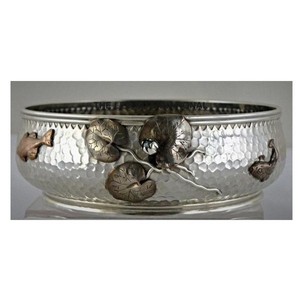 Bol décoratif fantaisie en métal brut moulé à la main avec poignée feuillagée, vente en gros, fabricant - Product Image 3