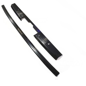 FUXUAN – <span class=keywords><strong>Barre</strong></span> <span class=keywords><strong>de</strong></span> protection arrière LED intérieure et extérieure pour Toyota Hiace 300 Series 2019, compatible conduite à droite, avec <span class=keywords><strong>seuil</strong></span> <span class=keywords><strong>de</strong></span> coffre - Product Image 4
