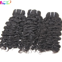 Fabricant de tissages capillaires naturels : Cheveux vierges bruts bouclés birmans, style bouclé beauté, cheveux humains vierges Remy malaisiens, fabrication à la machine