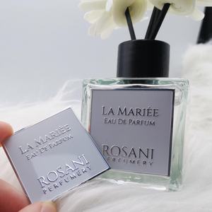 Etiqueta Adhesiva Personalizada con Logotipo Metálico en Relieve 3D para Embalaje de Perfumes, Velas, Manualidades, Embalaje de Cartón Impermeable para Su Marca - Product Image 4