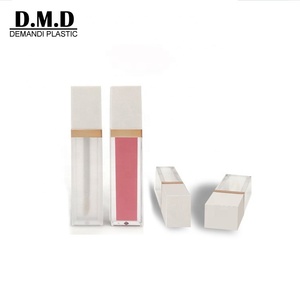 Moda de lujo vacío 6 ml 6 ml 7 ml 7 ml envase de brillo de labios esmerilado tubo de brillo de labios blanco cuadrado con varita - Product Image 4