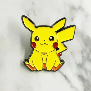 Pin logam stok Promosi diskon besar-besaran pin kerah enamel lembut anime kustom