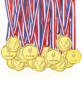مصنع بالجملة مخصص الحصان الجمباز ماراثون الدراجات سباحة تشغيل التايكوندو ميدالية الرياضية المعادن ميداليات ذهبية مع الشريط