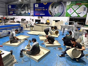 Plateaux en plastique PP (polypropylène) pour milieux aqueux, fabrication OEM/ODM au Vietnam, pour machines chimiques industrielles - Product Image 4