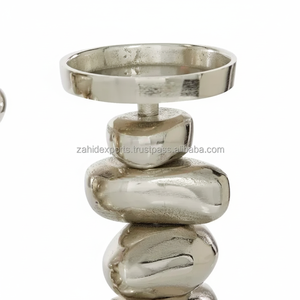 Porte-bougie en métal artisanal de luxe pour l'exportation, décoration de Noël pour la maison, forme personnalisée imprimée en typographie, pots à bougies - Zahid - Product Image 1