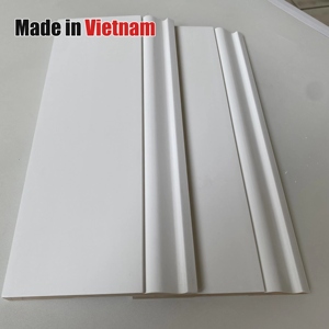 Rodapié de Pino Radiata Imprimado con Luz LED, Rodapié Moderno de Superficie Lisa Resistente a la Humedad para Construcción - Product Image 1