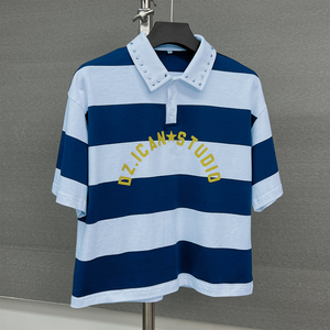 เสื้อยืดโอเวอร์ไซส์ทรงบ็อกซี่ ตัดสั้น ผ้าคอตตอน 100% ลายทาง พิมพ์ลายสกรีน คุณภาพสูง งานถักอย่างดี ติดกระดุม สำหรับผู้ชาย - Product Image 1