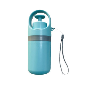Nouvelle <span class=keywords><strong>pelle</strong></span> à déjections canines portable en plastique à six griffes <span class=keywords><strong>pour</strong></span> l'extérieur, avec sacs à déjections, Wenzhou - Product Image 5