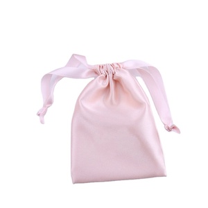 Bolsas de Regalo Personalizadas de Lujo de Satén de Seda con Cordón para Pelucas, Sombreros, Zapatos, Gorras de Béisbol y Paquetes de Cabello - Product Image 1