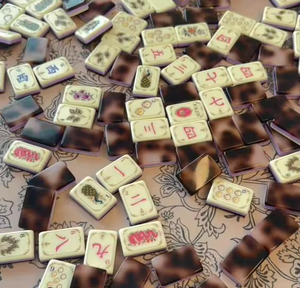 Tessere di Mahjong Americane con Motivo Tartaruga, Tessere di Mahjong Personalizzate di Alta Qualità, Incisione di Lusso |   <span class=keywords><strong>Maher</strong></span> Mahmoud |   Serie Eloise - Product Image 3