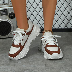 รองเท้าผ้าใบลำลองแบบผูกเชือก พื้นหนานุ่มสบาย เพิ่มความสูง ระบายอากาศได้ดี น้ำหนักเบา ซับแรงกระแทก - Product Image 3