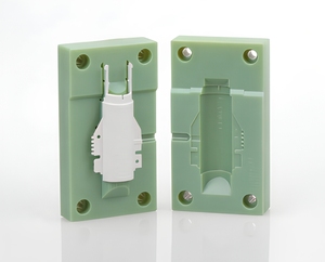 OEM/ODM PMMA Mold Parts Factory New Design Cutting Processing Services ISO9001 Certified 1 Piece MOQ Plastic Injection <strong>Mould</strong> - Product Image 1