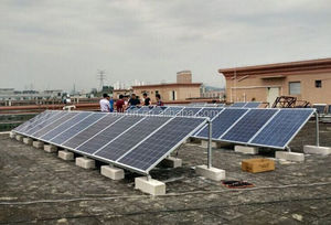 <span class=keywords><strong>10kw</strong></span>ハイブリッド太陽光発電システムとも呼ばれる10000Wソーラーエネルギーシステムのオン/オフインバーターパネルを完全に屋根に取り付け - Product Image 3