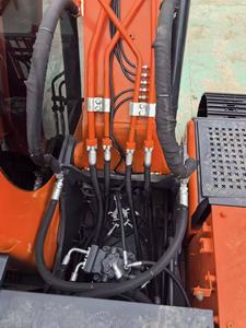 Excavatrice sur chenilles Hitachi ZX55UR avec godet de terrassement, mini-excavatrice d'occasion à vendre - Product Image 6