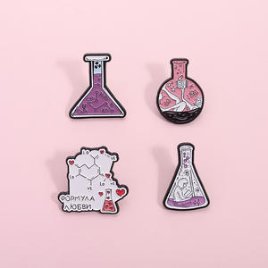 科学化学少女エナメルピンクリエイティブ試験管フラスコフラスコ分子要素実験室ブローチラペルバッジジュエリーギフト - Product Image 4