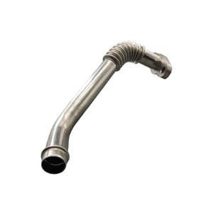 อะไหล่รถบรรทุกคุณภาพสูง ระบบเครื่องยนต์รถบรรทุก 23008964 ท่อระบายน้ำมันเทอร์โบชาร์จเจอร์ สายส่งน้ำมันกลับ สำหรับรถวอลโว่ - Product Image 4