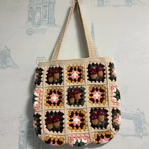Bolsos de Mano Tote Personalizados de Crochet para <span class=keywords><strong>Mujer</strong></span>, Accesorio de Moda con Dos Asas, Cierre Abierto y Patrón Granny Square para Damas - Product Image 4
