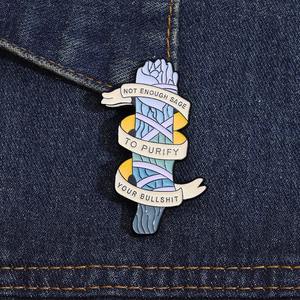 Pin Enamel Lunak Grosir, Bros Pin Bertema Huruf Kustom, Pin Kerah Kartun, Kerajinan Logam - Product Image 4