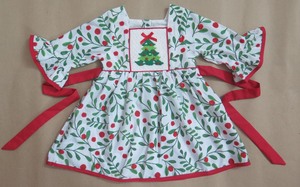 Robe de Noël pour filles, brodée à la main, imprimé arbre de Noël et baies de houx rouges, manches bouffantes, tenue de fête pour tout-petits et enfants - Product Image 6
