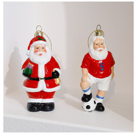 Kreatives Weihnachtsbaumschmuck-Set aus Kunstharz: Lustige Sport-Weihnachtsmänner und Lebkuchenmänner als Hängedekoration für Weihnachtsbaum, Feiertage, Partys und Zuhause