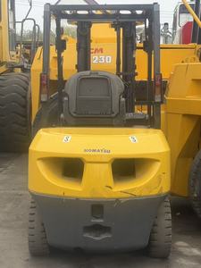 Montacargas Diésel Japonés Usado de 3 Toneladas con Desplazador Lateral de Tres Etapas, Transpaleta Motorizada de Servicio Pesado - Product Image 2