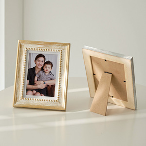 <span class=keywords><strong>Magnifique</strong></span> cadre <span class=keywords><strong>photo</strong></span> rectangulaire en bois MDF durable, style européen, écologique, taille et couleur personnalisables, à poser ou à accrocher, décoratif - Product Image 4