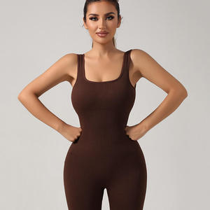 Setelan Yoga Olahraga Tanpa Jahitan Bernapas Gaya Eropa dan Amerika, Celana Berbahan Rajut Terpadu untuk Kebugaran - Product Image 6