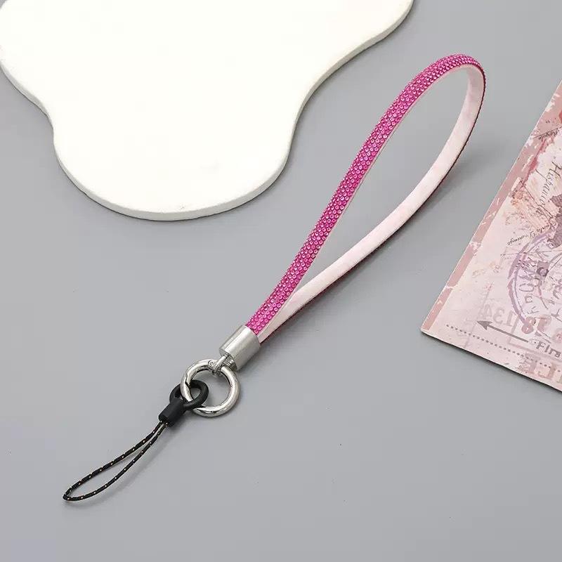 โซ่ประดับเพชรสีกุหลาบแดง